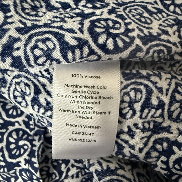 Talbots Wrap Blouse Womens XS Blue White Print Tie Waist 3/4 Sleeve Top - Picture 11 of 12